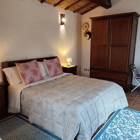 Stazzu Barecca B&B Cugnana Verde Eksteriør billede